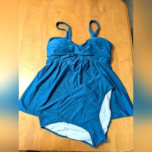 NWOT Tankini Swimsuit Set